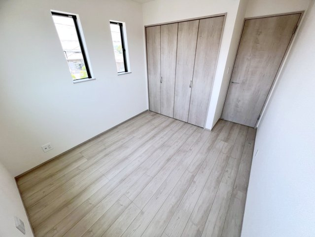 島田市中河　新築住宅の洋室