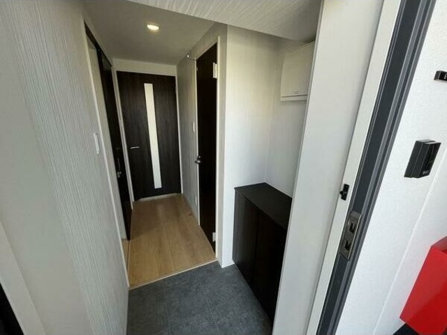 LUANA・AIR・RESIDENCE錦町の玄関