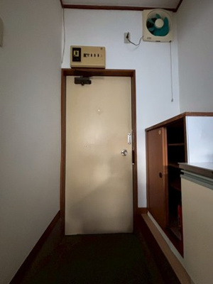 【玄関】 | 第3赤坂ハイツ
