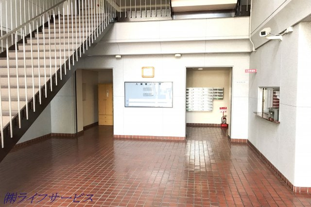 【エントランス】 | ファミールハイツ北大阪3号棟 | エントランスホール