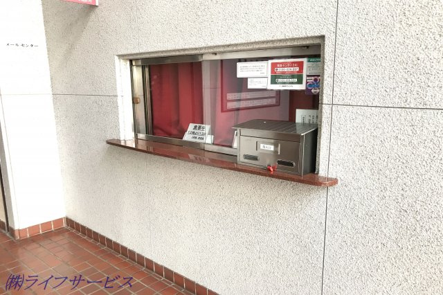 【エントランス】 | ファミールハイツ北大阪3号棟 | 管理人室