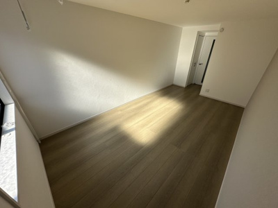 【居間・リビング】 | ルクシア大和 | 同間取の101号室の参考画像です。