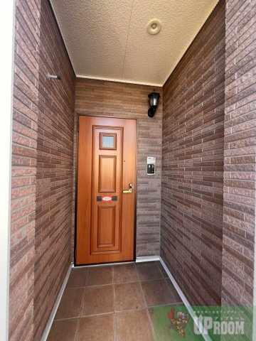 チェスナットハートⅠの玄関