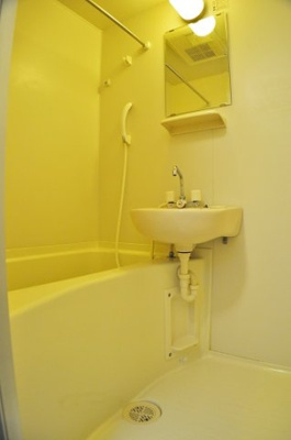 【浴室】 | レオパレスフローラＡＩ | 女性に大人気の浴室換気乾燥機付き