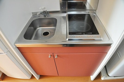 【キッチン】 | レオパレスフローラＡＩ | 料理好きに嬉しい２口コンロ