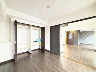 【収納】 | エステムコート堺東ＣｉｔｙＬｉｆｅ | クローゼット有りますので、収納場所に困らず綺麗な室内をたもてますね！