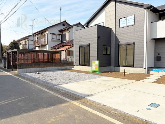 つくば市松栄1期　新築戸建て　1号棟の駐車場|カースペースは2台お停めいただけます♪