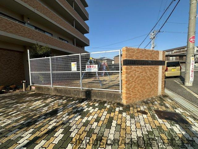 グラン・ドムール交野