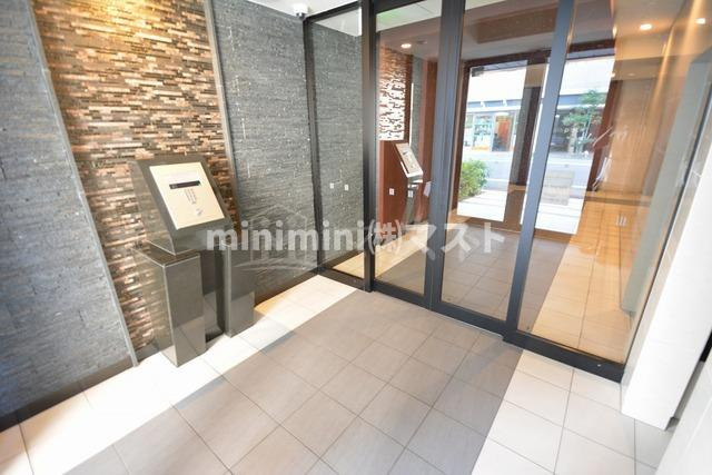 ララプレイス難波・シエールのロビー