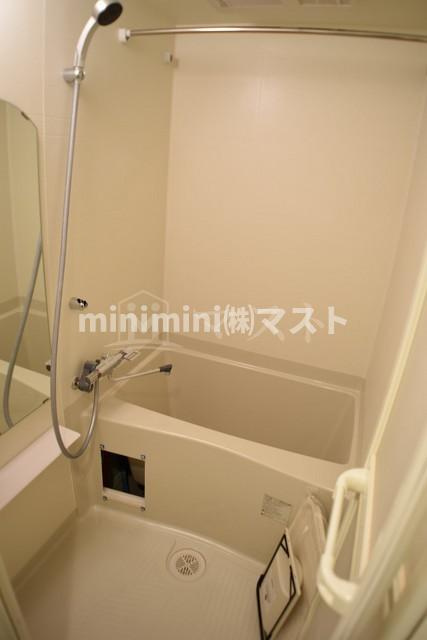 ララプレイス難波・シエールの浴室