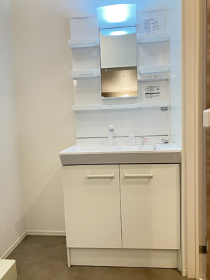 【洗面所】 | カーサ・エテルノ西津田A