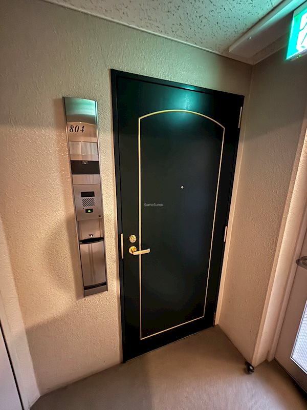 大阪市中央区博労町４丁目の賃貸マンション