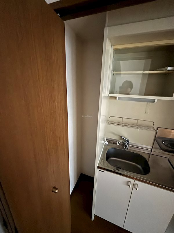 大阪市中央区博労町４丁目の賃貸マンション