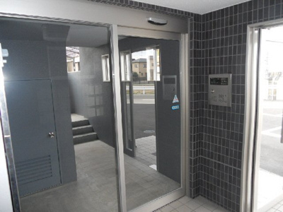 【エントランス】 | ユーミー栗林 | エントランス部分