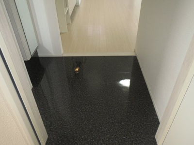 【玄関】 | エヌエムトラントユイット