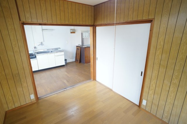 ハイツＭＲーＩの居間・リビング