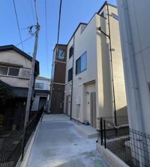 ソルナ西巣鴨のエントランス