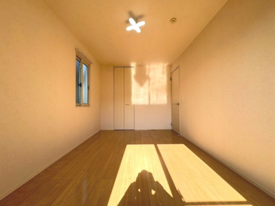 【洋室】 | 箕面市稲３丁目テラスハウス