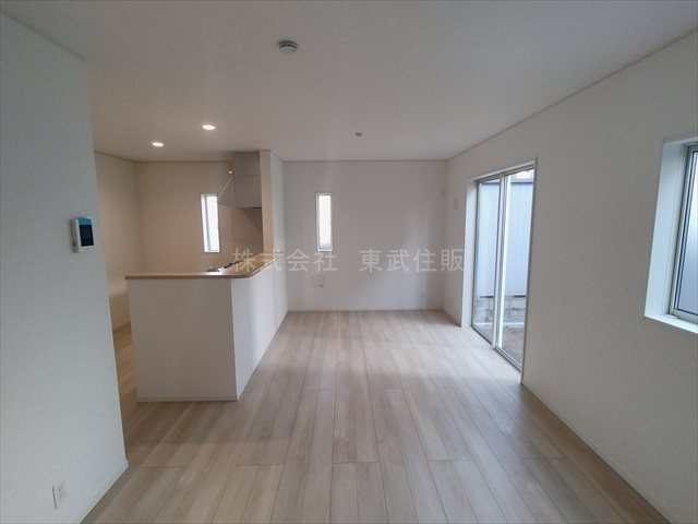 【ダイニング】 | 鶴ヶ島市中新田第５　全１棟 | リビング
