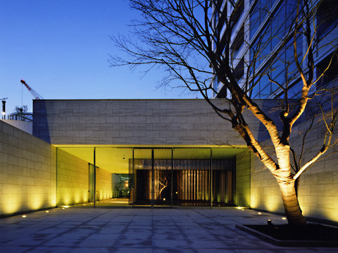 ナビューレ横浜タワーレジデンスのエントランス