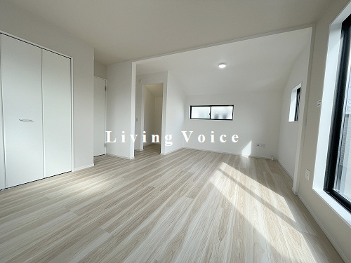 【玄関】 | 【仲介手数料０円】藤沢市片瀬6期　新築一戸建て　全2棟 | 藤沢市片瀬6期　新築一戸建て　全2棟