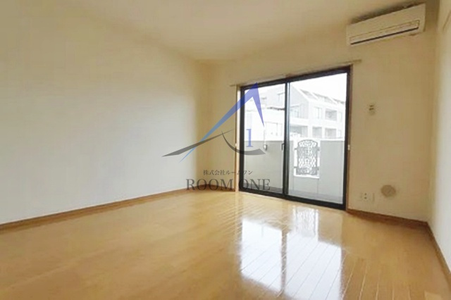 ラグジュアリーアパートメント砧の居間・リビング|洋室のお部屋です。