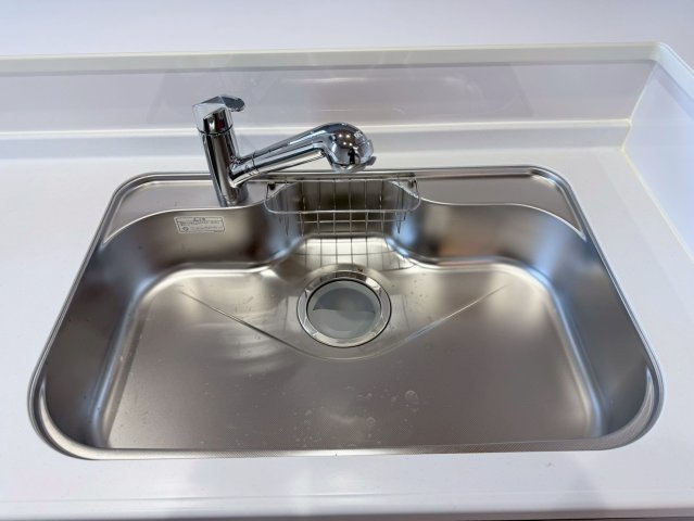 川口市上青木西11期　新築一戸建て　2号棟のその他|キッチンです