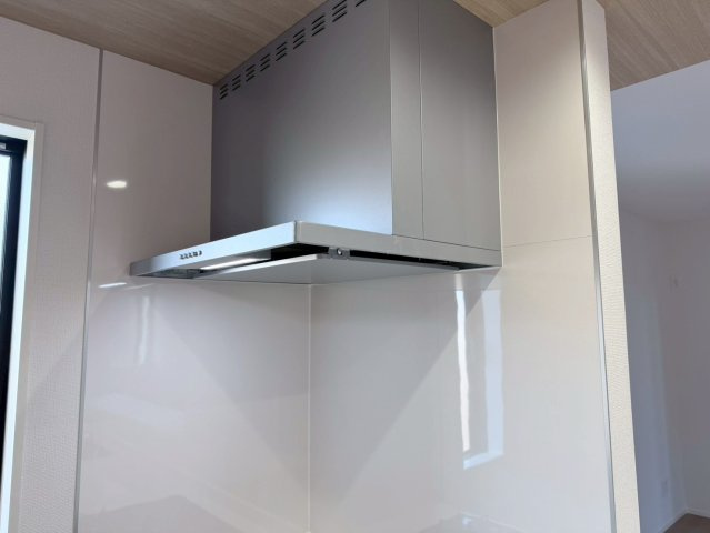 川口市上青木西11期　新築一戸建て　2号棟のキッチン|コンパクトなキッチンで掃除もラクラク