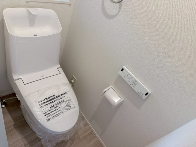 川口市上青木西11期　新築一戸建て　2号棟のトイレ|トイレも気になるポイント