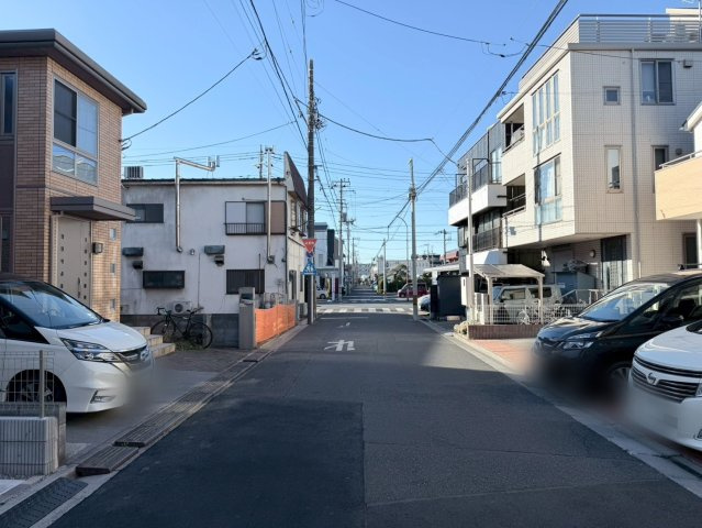 川口市上青木西11期　新築一戸建て　2号棟の前面道路含む現地写真|前面道路含む現地写真です