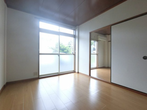 【居間・リビング】