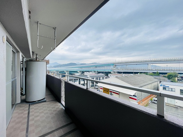 【バルコニー】 | 三愛シティライフ空港南2