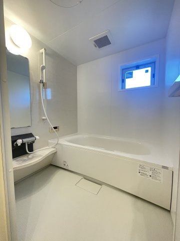 ライジングサン西宮 A棟の浴室