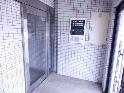 メゾン・ド・ステラのエントランス|オートロック