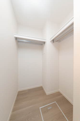 シャーメゾン　Leafの収納