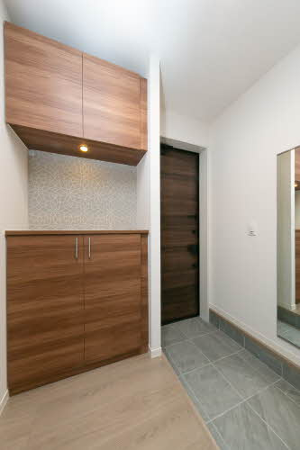 シャーメゾン　Leafの玄関