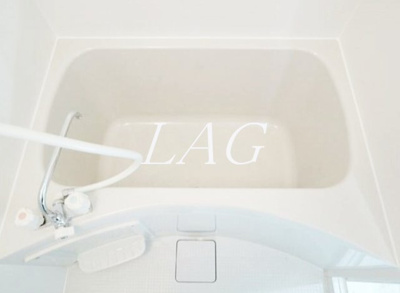 【浴室】 | メゾン・アンソレイエ | お風呂です。