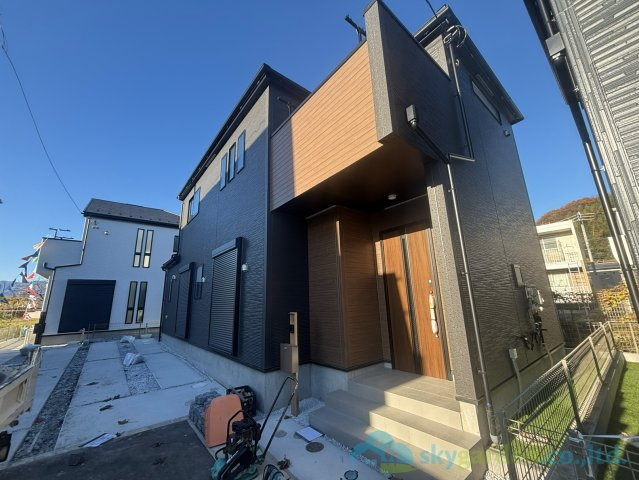 秦野市曽屋3期　新築戸建　全18棟8号棟