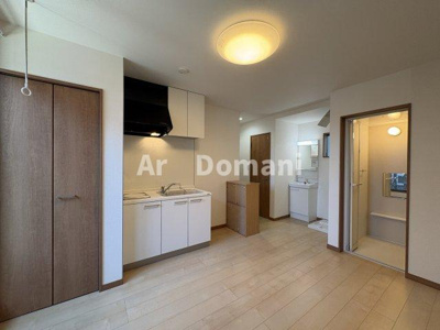 【居間・リビング】 | ベイシティ三郷中央 | ゆったりとしたリビングです