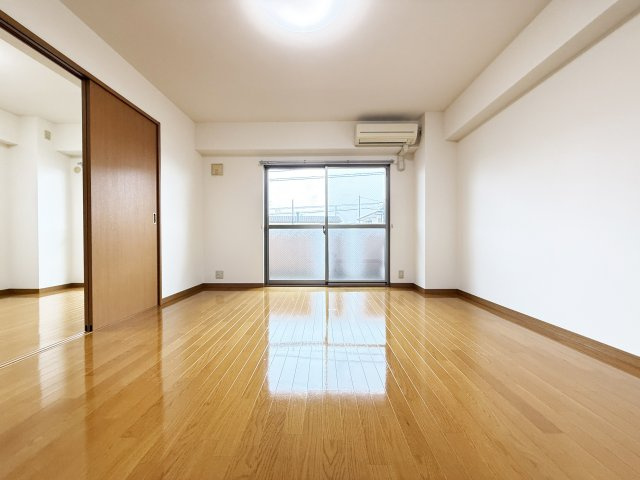 クレール中水道の居間・リビング