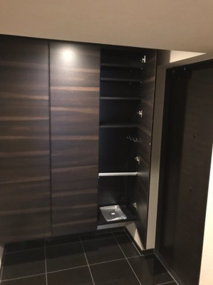 【玄関】 | ジ・アーバネックス京都四条烏丸テラス | きれいな玄関です