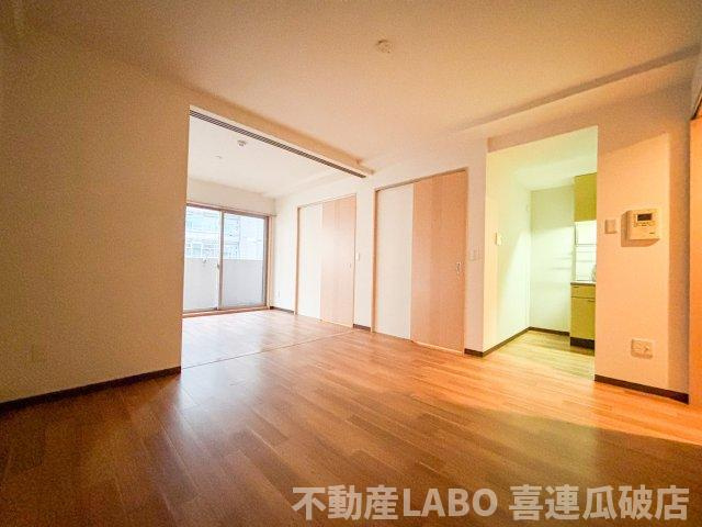 レジデンス八楽の居間・リビング