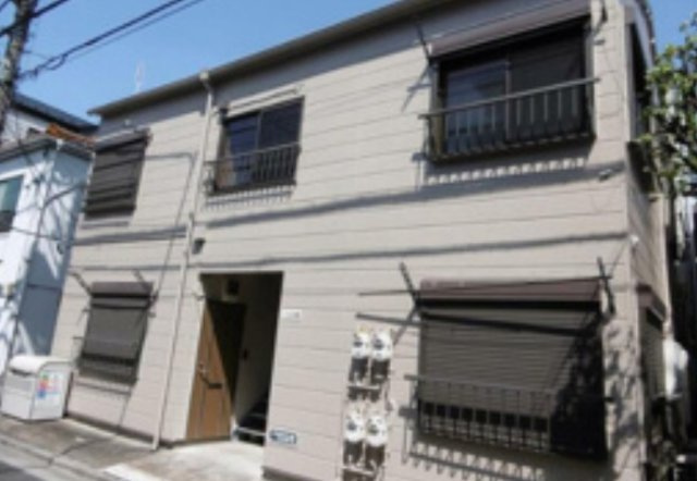 中野区沼袋１丁目のアパートのエントランス