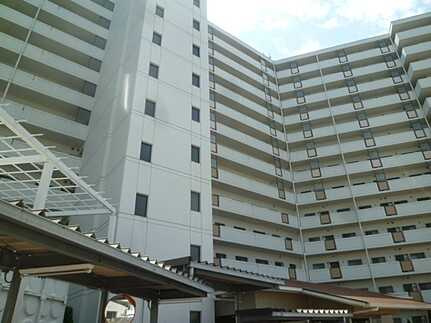 ファミール江波公園リバーサイド弐番館の外観