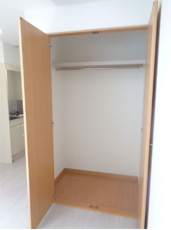 中野区弥生町２丁目のアパートの収納