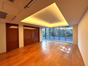 プラウド六本木の画像