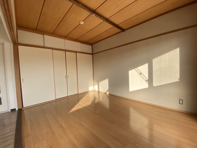 マンション財の居間・リビング