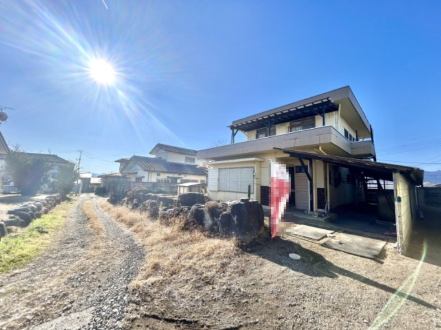 【中古戸建】前橋市富士見町原之郷の外観|■外観｜お庭は広々としており、お子様との遊びや趣味のガーデニングも楽しめます♪