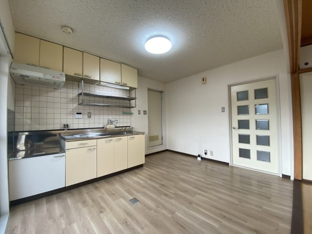 マンション財の居間・リビング