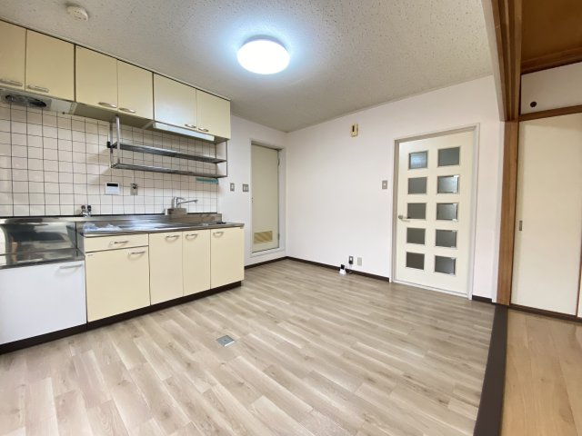 マンション財のキッチン